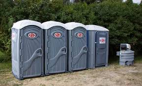 Best Portable Restroom Servicing (Cleaning and Restocking)  in Bellmawr, NJ